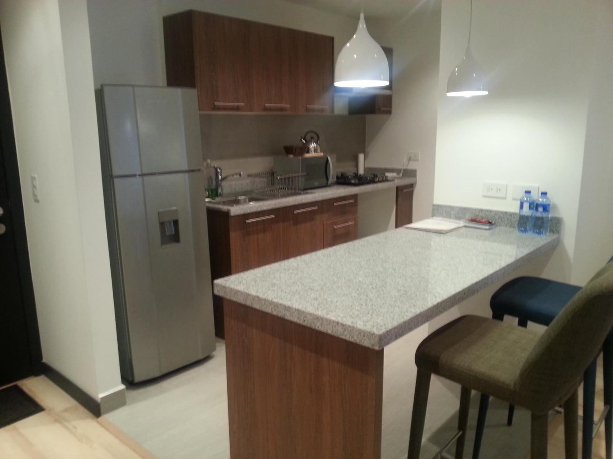 Suites Metropoli Bristol Parc Кито Экстерьер фото