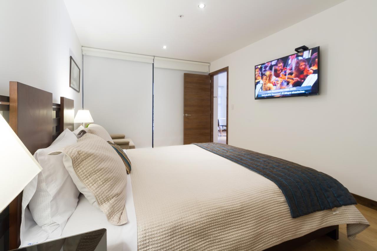 Suites Metropoli Bristol Parc Кито Экстерьер фото